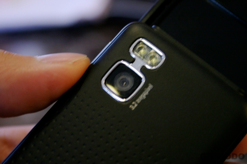 Illustration for article titled Hands On the Nokia XpressMusic 5310/5610 Cellphone (Verdict: Tight Design)